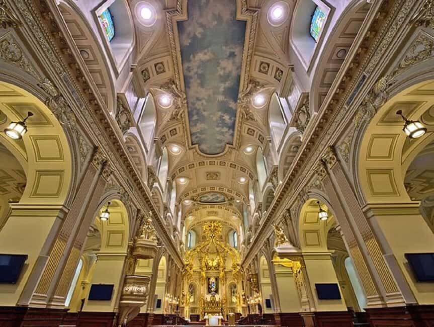 3 Days 3 Cities Tour: Montreal, Quebec, Ottawa from Toronto - Montreal’s Walkable Highlights: Dorchester Square to Saint-Catherine Street