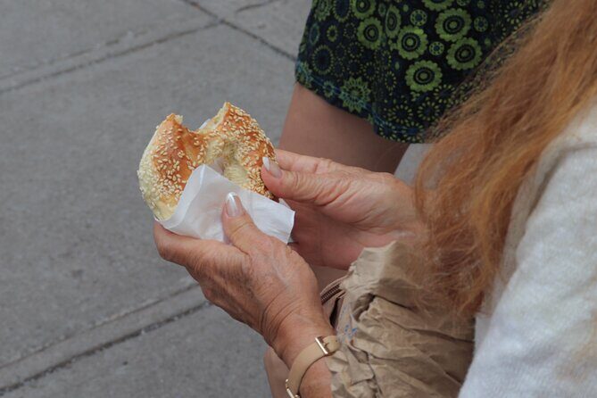 Beyond the Bagel: Montreal Jewish Food Walking Tour - How Much Food You’ll Get (And Why “Come Hungry” Is Real Advice)