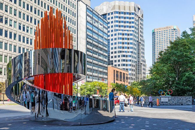 City tour; afternoon in Montreal - Mount Royal Park: a short walk with the best kind of payoff