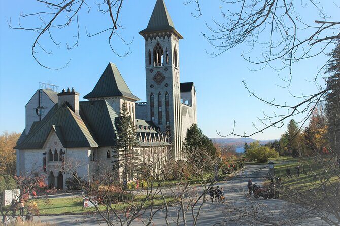 Day trip to Eastern Townships - Small-group size: the best reason to book this one