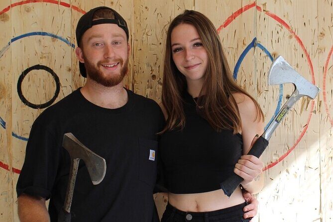 Experience Montréal Axe Throwing Adventure - How axe throwing at Sports de Combats actually feels