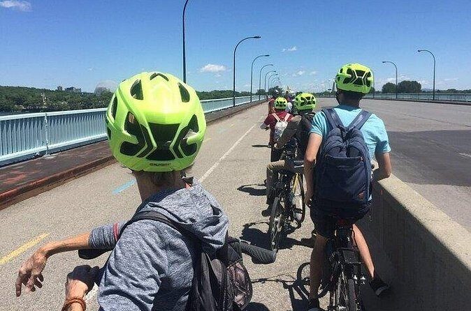 Full Day Family Bike Rental - Beyond the basics: using the day to explore downtown, The Village, Plateau, and Rue Crescent