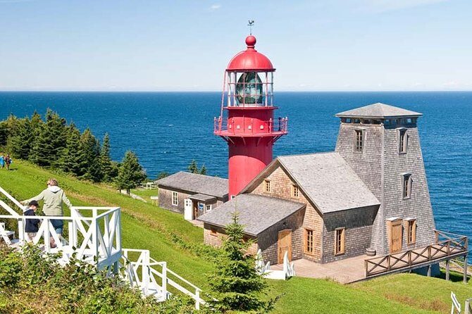 Gaspe 3–DAY Trip - Transportation and guide-driver teamwork: how it changes your day