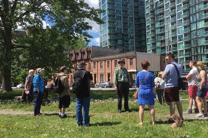 Irish Famine in Montreal Walking Tour - Two hours of Montreal you won’t forget