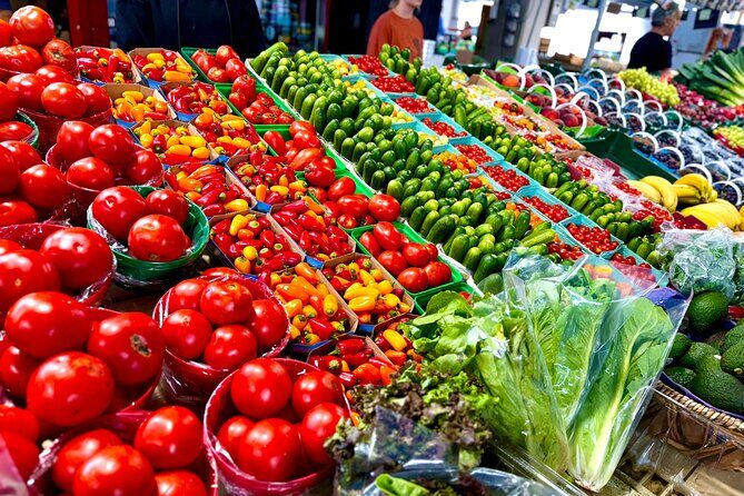 Jean Talon Market & Little Italy Food Tour with 8 Food Tastings - Pace, winter reality, and comfort tips for the walk