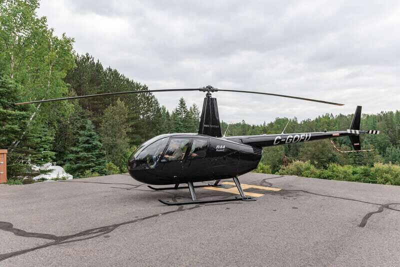 Mont Tremblant: Helicopter Tour with Optional Stopover - What’s it like in the air: private views from a Robinson R44