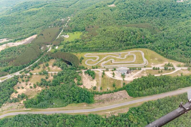 Mont Tremblant: Helicopter Tour with Optional Stopover - Best times to go: think about visibility more than season