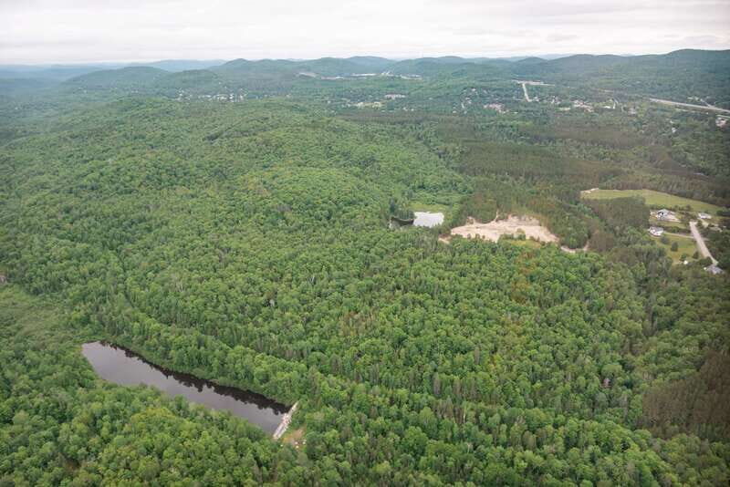 Mont Tremblant: Helicopter Tour with Optional Stopover - What to bring (and what not to)