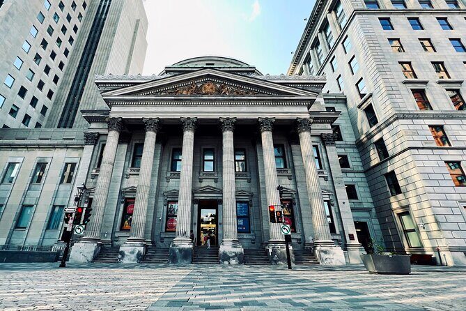 Montreal: 3-Hour Private Car Tour with Expert & Free Pick up - Price and Logistics: Is This Worth $381.51 for Up to Four?