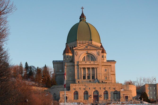 Montreal at Night Tour - Old Montreal After Dark: Notre-Dame Basilica and City Hall