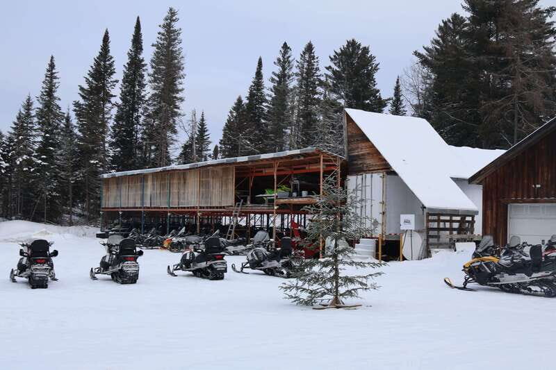 Montreal: Canadian Forest Guided Tour by Snowmobile - Sainte-Agathe-des-Monts Stop: Photos and Guided Winter Time
