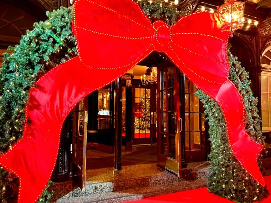 Montreal: Christmas Lights Private Walking Tour - Key Points You’ll Care About