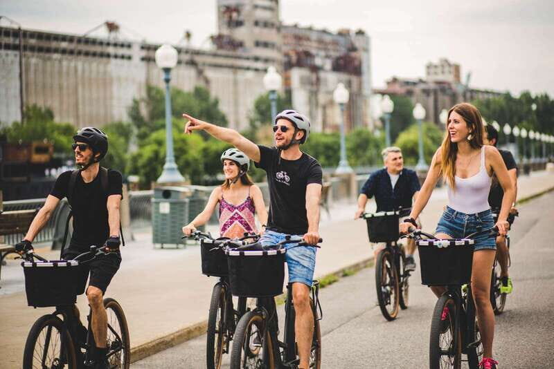 Montreal: Downtown and Old Montreal Highlights Bike Tour - Habitat 67: seeing Montreal’s future without leaving the route