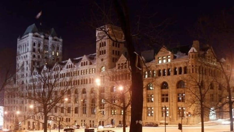 Montreal : Downtown & Underground Walking Tour with a Guide - McGill University to Place Ville Marie: downtown Montreal in two beats