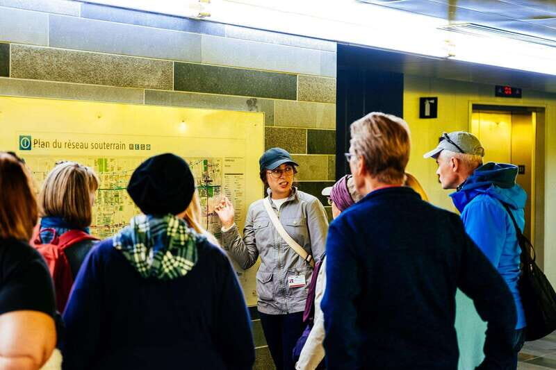 Montreal: Essential Neighborhoods Walking Tour + Basilica - Start at Place d’Armes: the tour’s easy launch point
