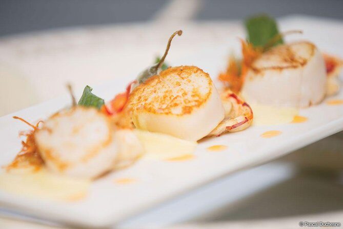 Montreal Gourmet Dinner Cruise with DJ & Dancing - Îles-de-Boucherville and the Biosphere: Nature and Sustainability Without the Long Hike