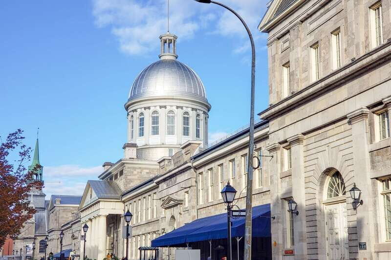 Montreal: Guided Bus Tour - McGill University and Université de Montréal: Campus Culture as Neighborhood Geography