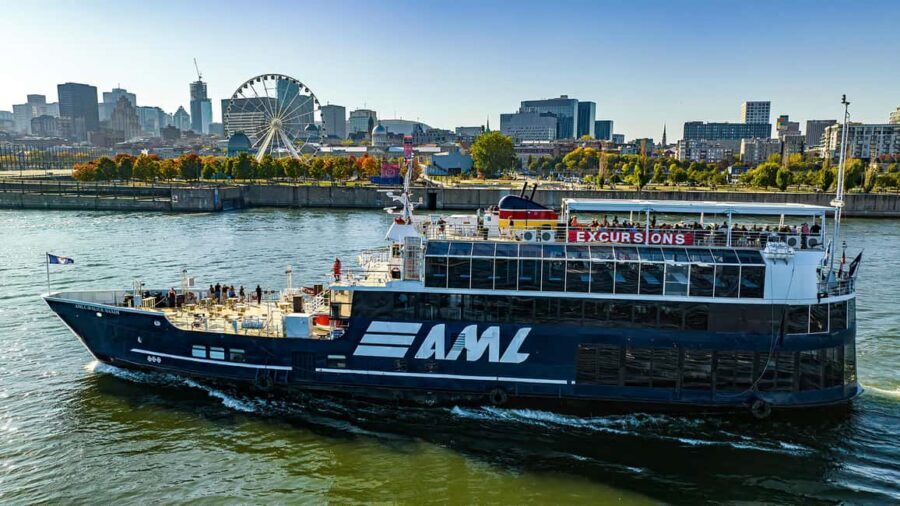Montréal: Guided Sightseeing River Cruise - When you should book this cruise (and who it fits best)