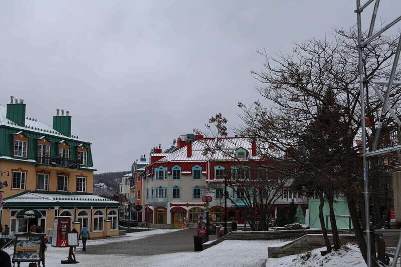 Montreal: Guided tour of the Laurentides Mont Tremblant - Sentier des Cimes: treetop walkway for high, airy views