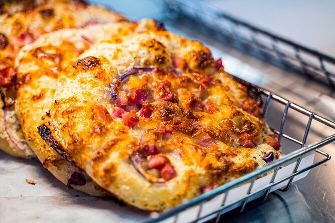 Montreal Mile End Authentic Food Tour with 7 Delicacies Tastings - Why a Mile End food walk beats planning every meal