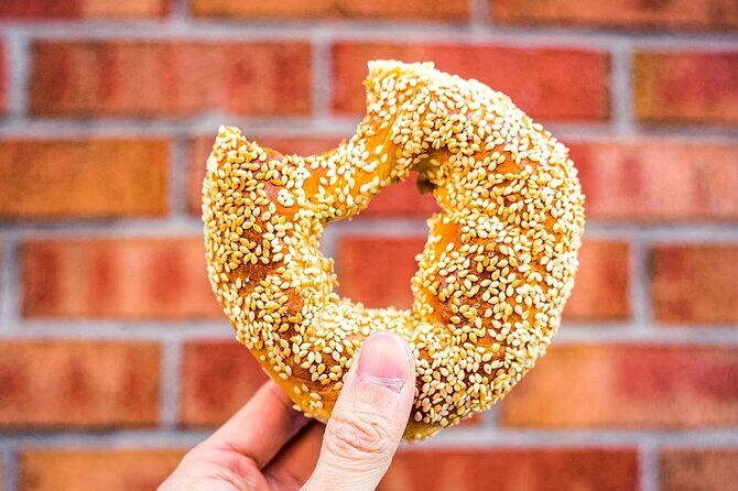 Montreal Mile End Authentic Food Tour with 7 Delicacies Tastings - Little Italy to Mile End: walking with a purpose