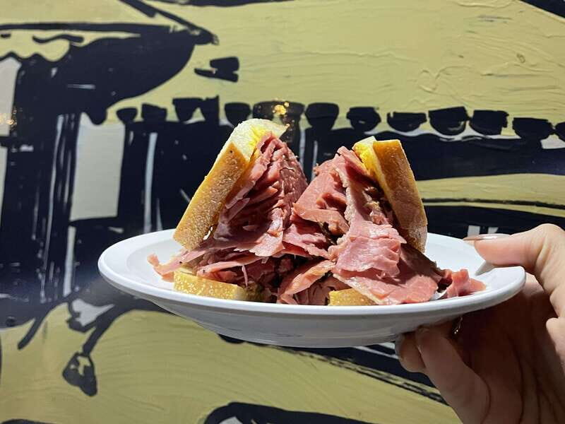 Montréal: Mile End Foodie Tour with Tasting - Why This Mile End Food Tour Works So Well