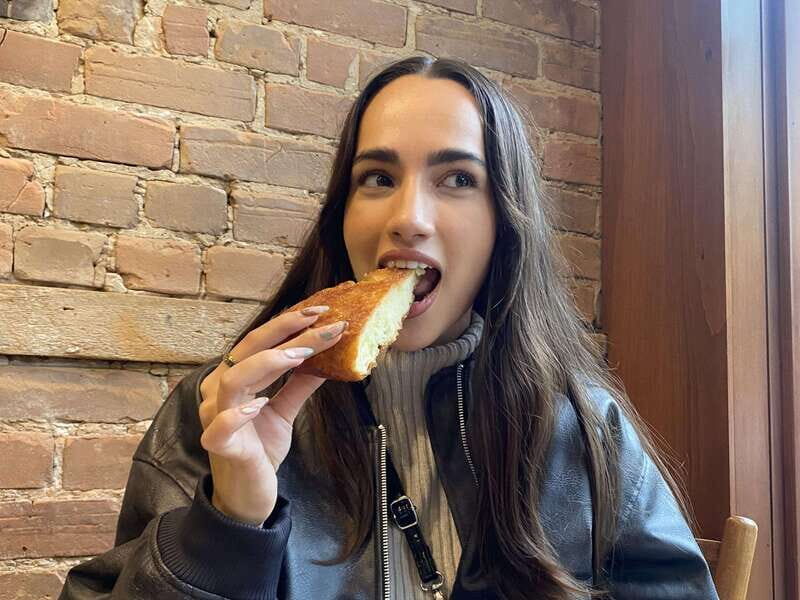 Montréal: Mile End Foodie Tour with Tasting - Mile End Streets Between Tastings: Street Art Meets Real Eating