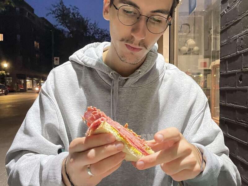 Montréal: Mile End Foodie Tour with Tasting - Your Guide Makes It Personal: Anaïs, Sam, Kévin, Anna, and More