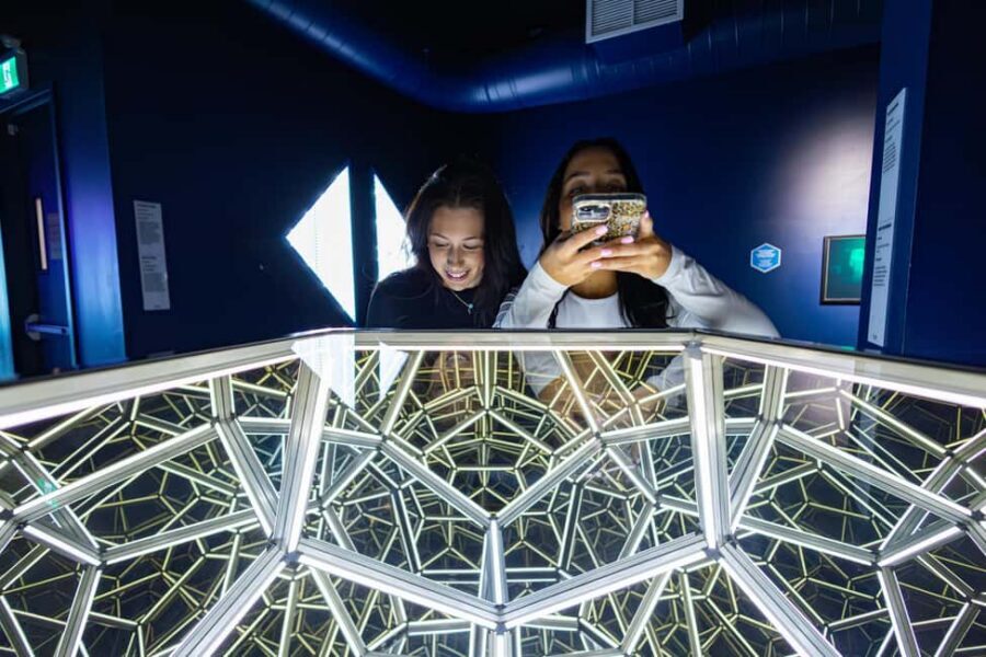 Montreal: Museum of Illusions Entry Ticket - Photo-Friendly Rooms: Get Better Results in Less Time