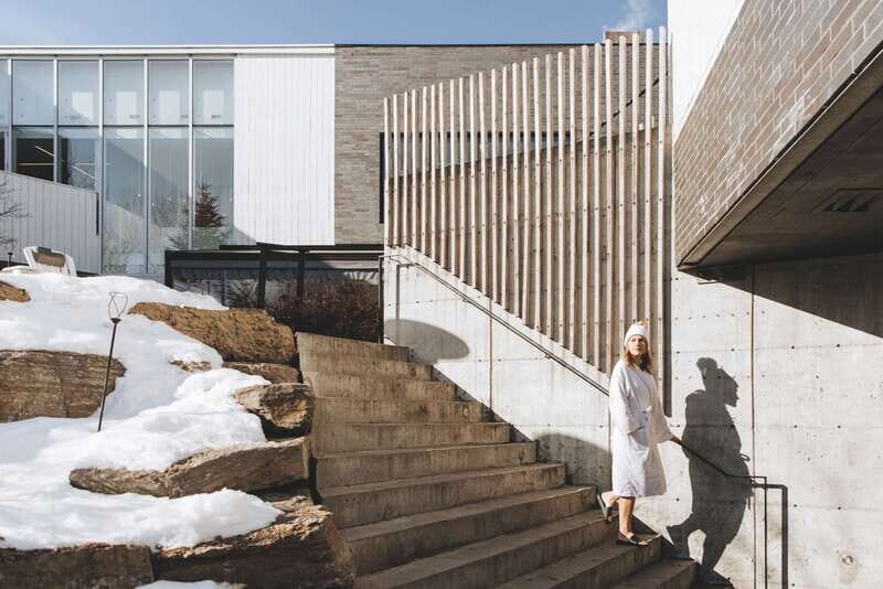 Montreal: Nordic Spa Thermal Experience - Your thermal circuit: hot tubs, sauna heat, cold bath, then recovery