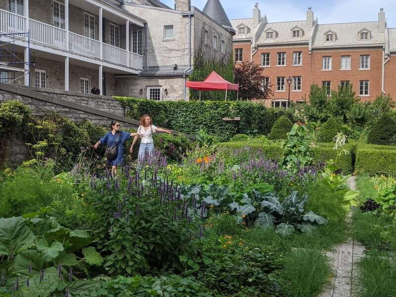 Montreal: Private Customizable Walking Tour of Old Montreal - Quick hits before you go