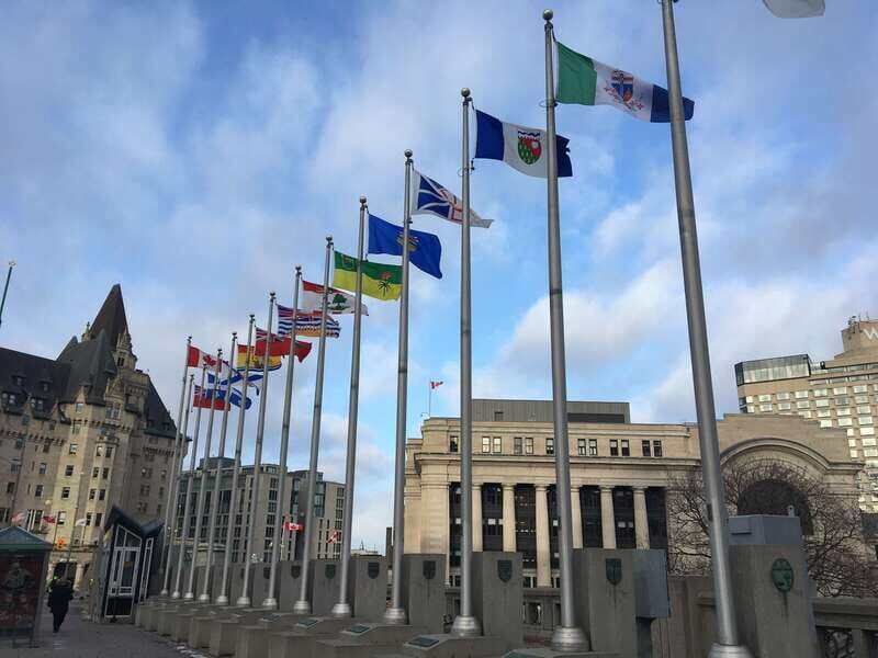 Montreal: Private Day Tour to Ottawa - What to bring and how to make the most of the day