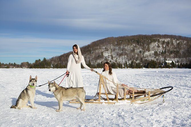 Montreal Private Photo Shoot with Pro Photographer - Price and value: $407.81 per group up to four