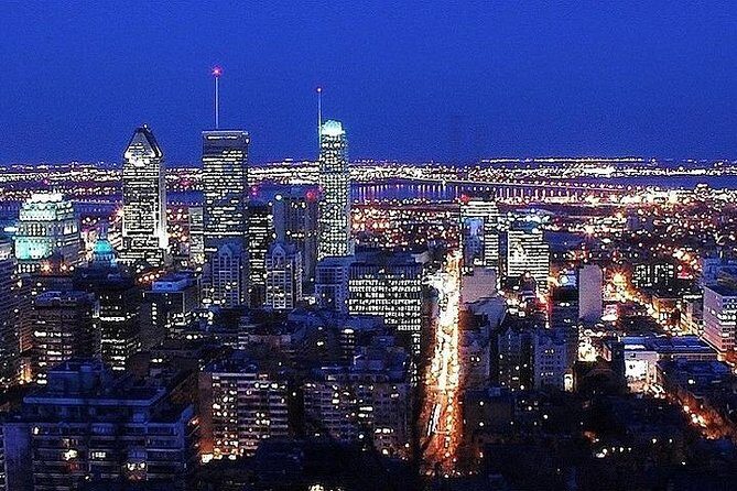 Montreal: Private Walking Tour with a Local - What you actually do on the walk: photo stops, guided explanations, and scenic breaks