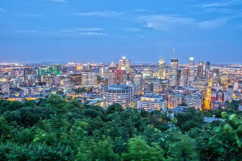 Montreal: Small Group Night Tour with La Grande Roue Entry - Should you book this Montreal night tour?