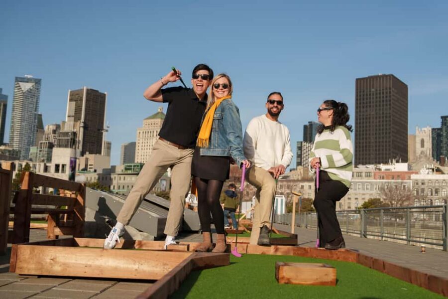 Outdoor mini golf in Montreal - Two Courses, Two Challenges: Discovery vs. Experience