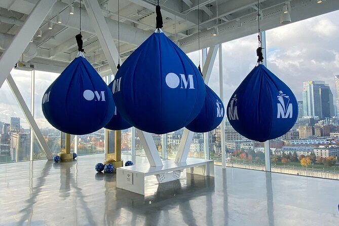 Port of Montreal Tower - The 65-meter deck and the glass cage at 55 meters