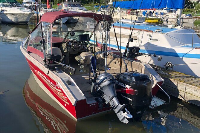 Private Fishing Adventure on the St. Lawrence River - Meeting in Lachine and Getting on the Boat the Right Way