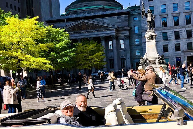 The 1-Hour Convertible Cadillac Old-Montréal History Tour SHARED - Notre-Dame Basilica and Place Jacques-Cartier: How to Use the Views