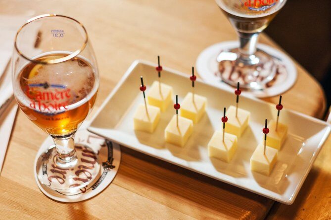 The Montreal Craft Beer Tour / Brewpub Experience - L’amère à boire: where snacks and pacing meet