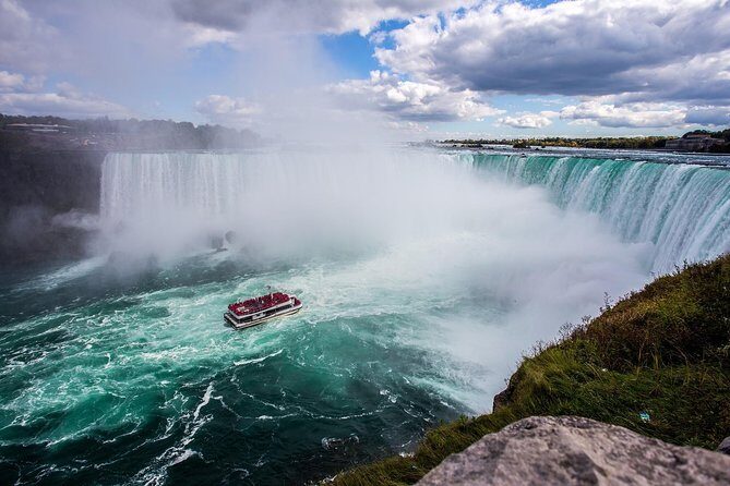 Toronto & Niagara Falls 2 Days Tour - Price and logistics: what the $190 covers, and where the extra money goes