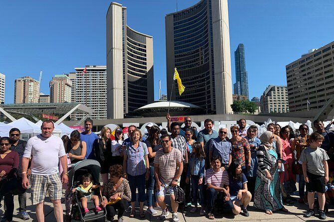 Toronto & Niagara Falls 2 Days Tour - Hotel reality check: included room, but quality can vary