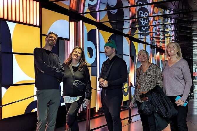 Underground city & Downtown. Great way to stay warm! - Stop 6: Montreal World Trade Centre, indoors meets outdoors