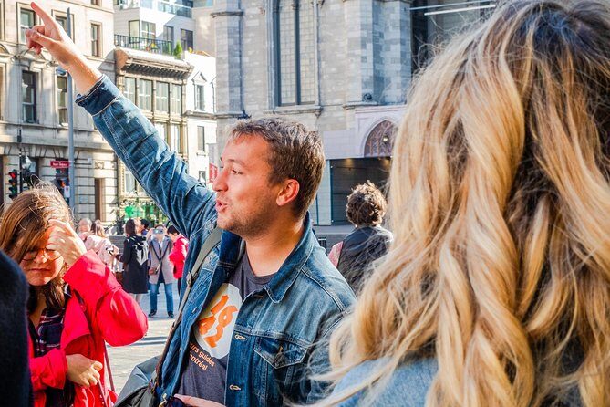 Walking tour of Old Montreal - 16/42 Tours - What You’ll See in Old Montreal (and Why It Makes Sense)