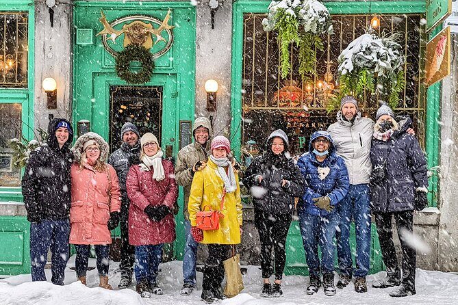 Winter Express: Old Montreal Highlights Walking Tour - Starting in Old Montreal’s Heart: Marché Saint Laurent to a Smart First Step